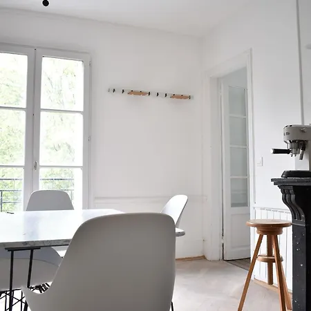 Appartement 2 Bedroom Flat On Quai De Valmy *